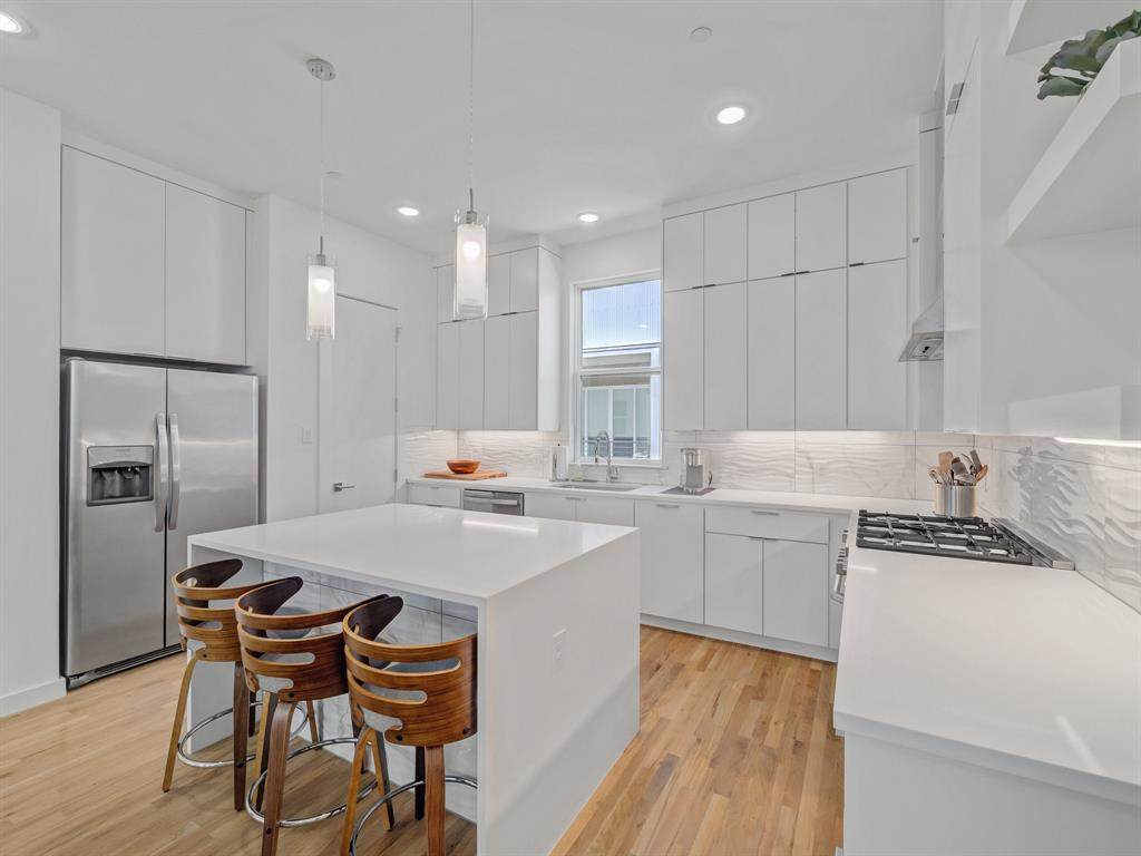 1510 Washington Avenue - Photo 1