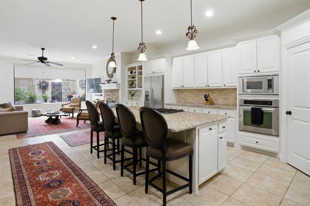 5026 Pershing Avenue - Photo 1