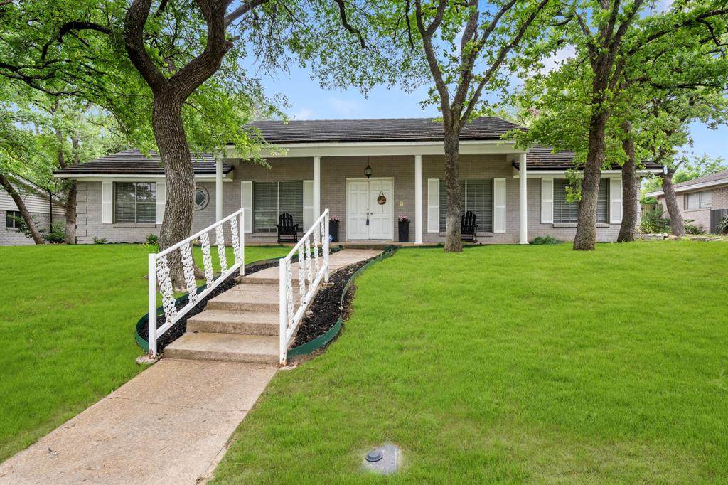 1804 Cedar Elm Drive - Photo 1