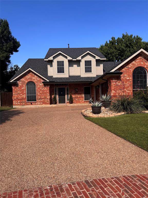 621 Wyndham Circle - Photo 1