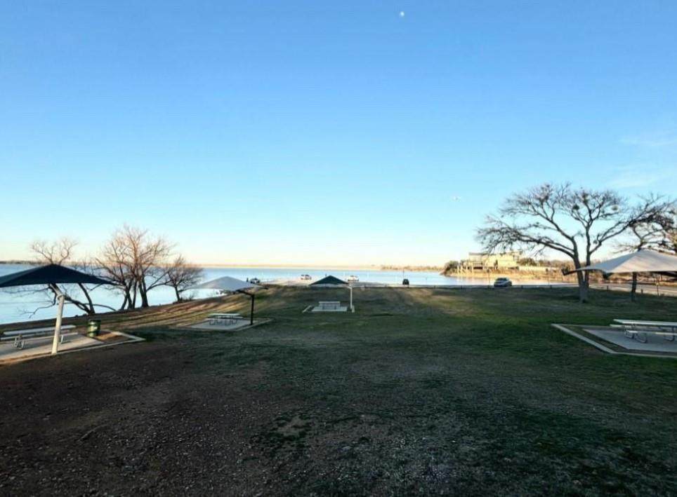 625 Redbud Lane - Photo 1