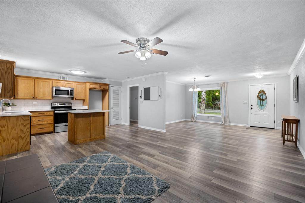421 1st Street - Photo 1