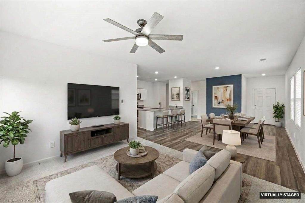 1601 Shadow Hawk Drive - Photo 1