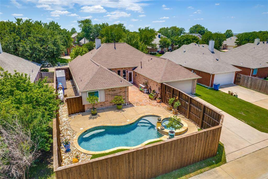 1420 Greenwich Drive - Photo 1