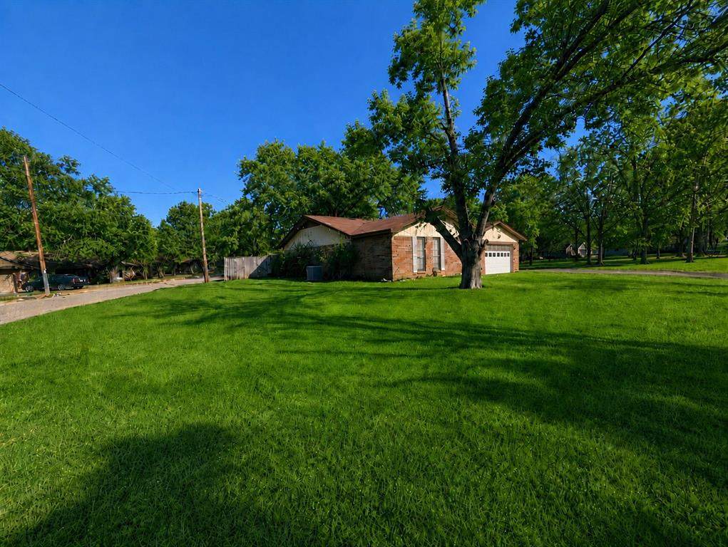120 Juniper Drive - Photo 1