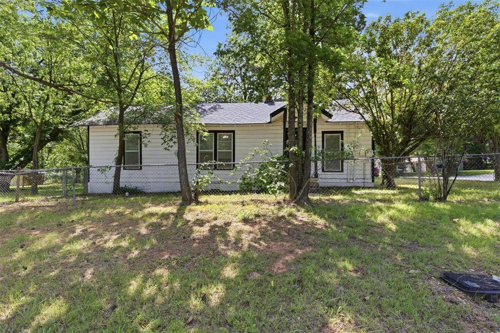 4104 Gordon Street - Photo 1