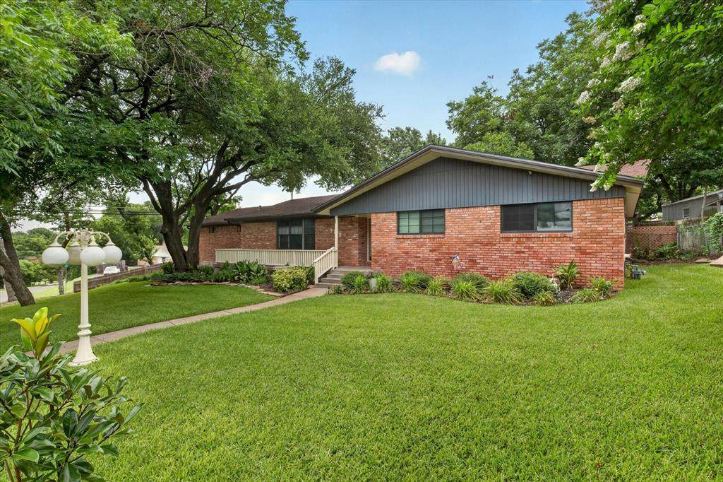 9700 Brookwood Circle - Photo 1