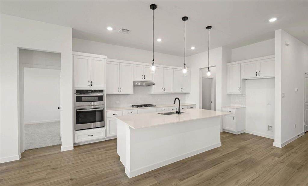 653 Tyronza Drive - Photo 1