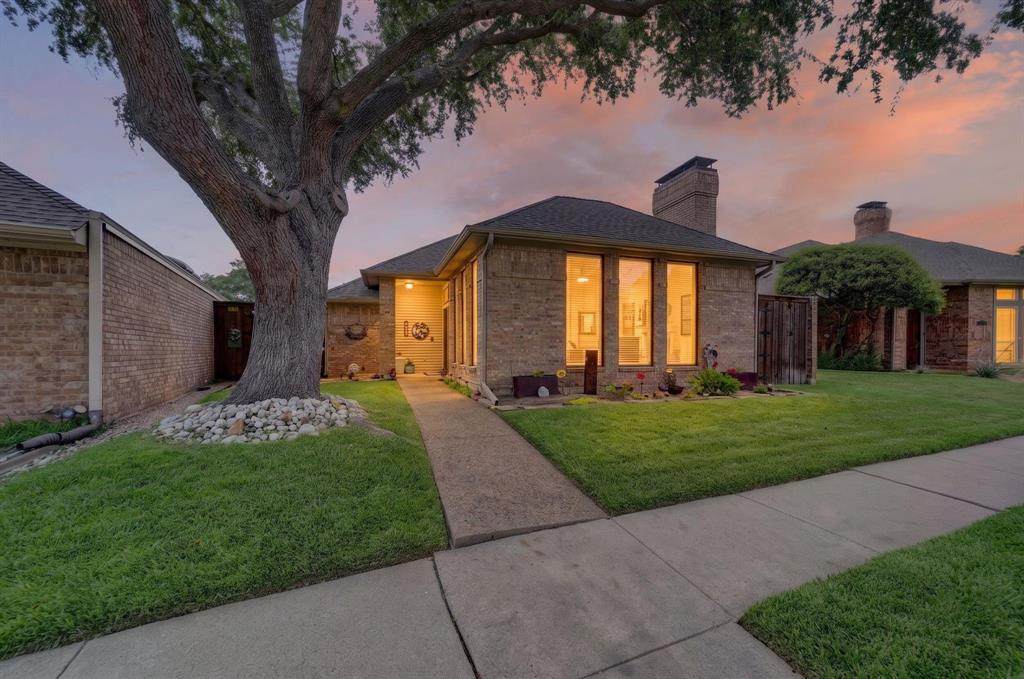 806 Oakway Court - Photo 1