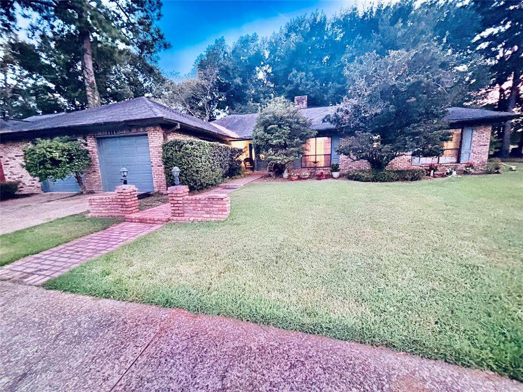 10426 Willoughby Circle - Photo 1
