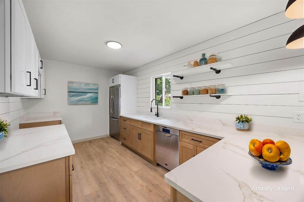 2304 Yorktown Drive - Photo 1