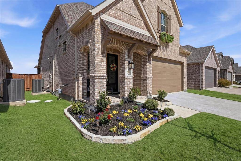 3913 Southbend Drive - Photo 1