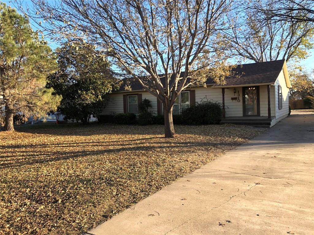 1310 Hudson Road - Photo 1