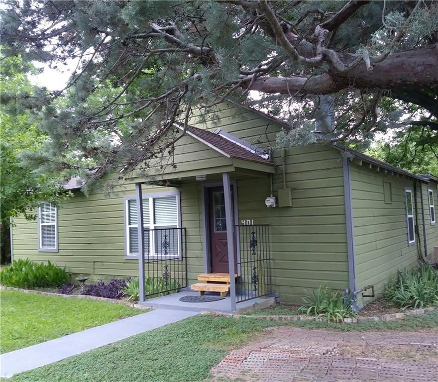 401 Arizona Drive - Photo 1