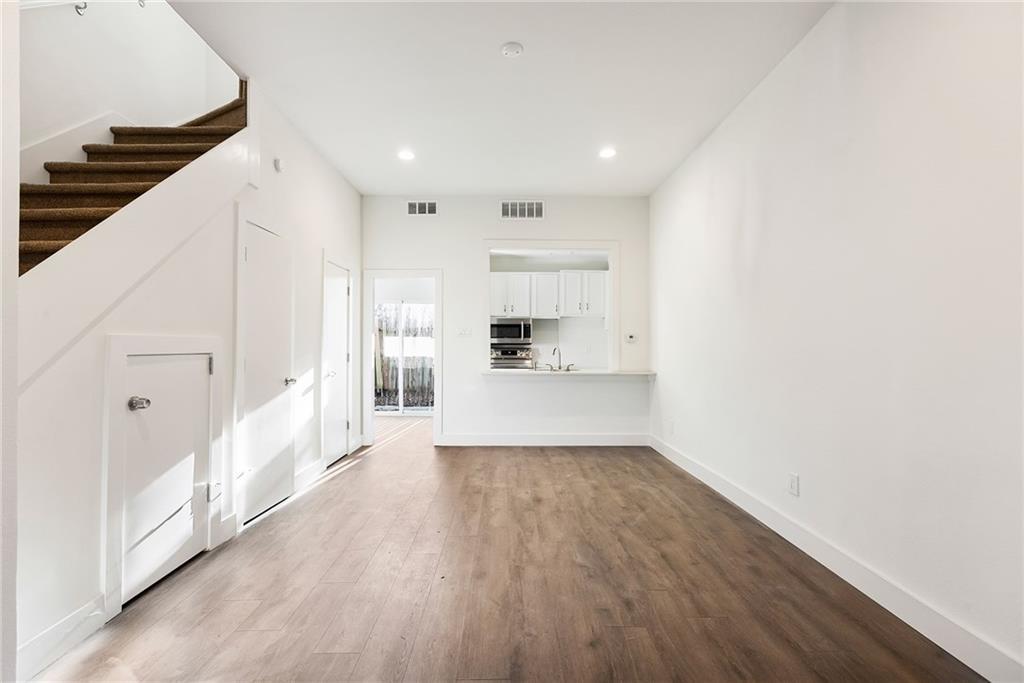 2806 Knight Street - Photo 1