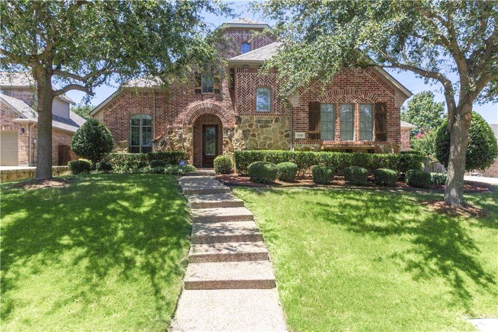 7808 Linksview Drive - Photo 1