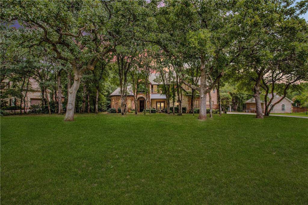 3200 Oak Shores Drive - Photo 1