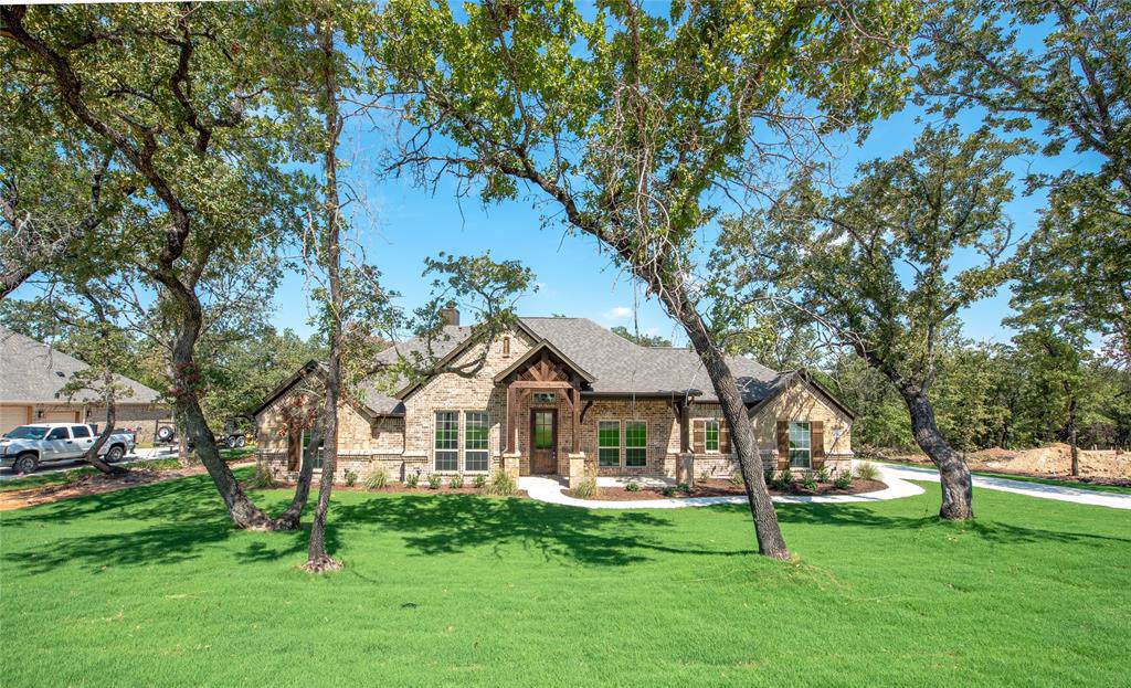 312 Scenic Wood Drive - Photo 1