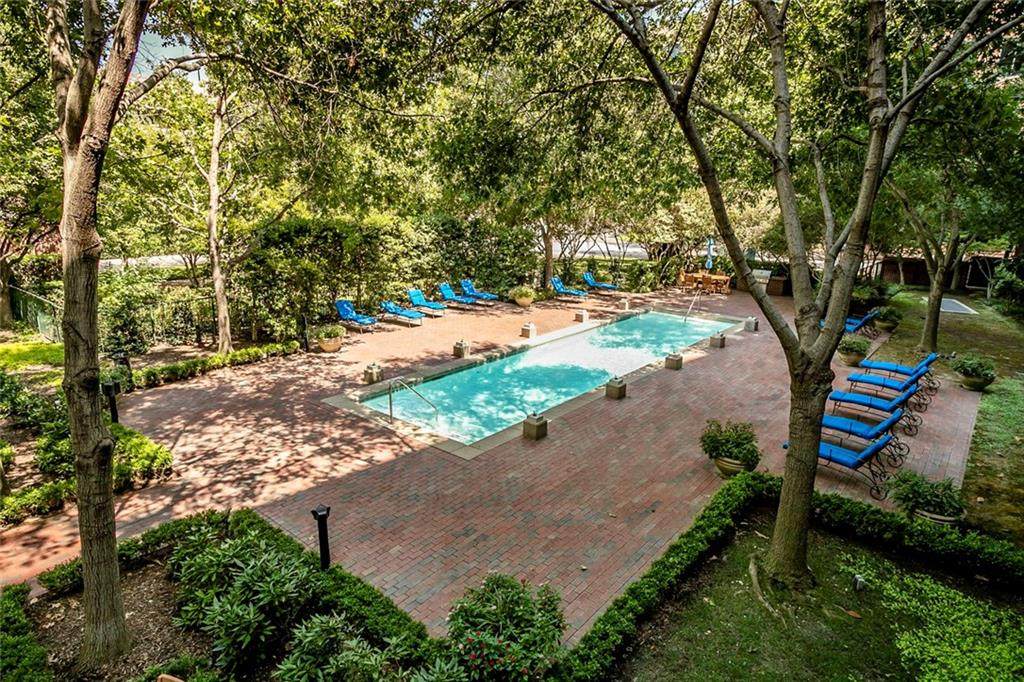 5055 Addison Circle - Photo 1