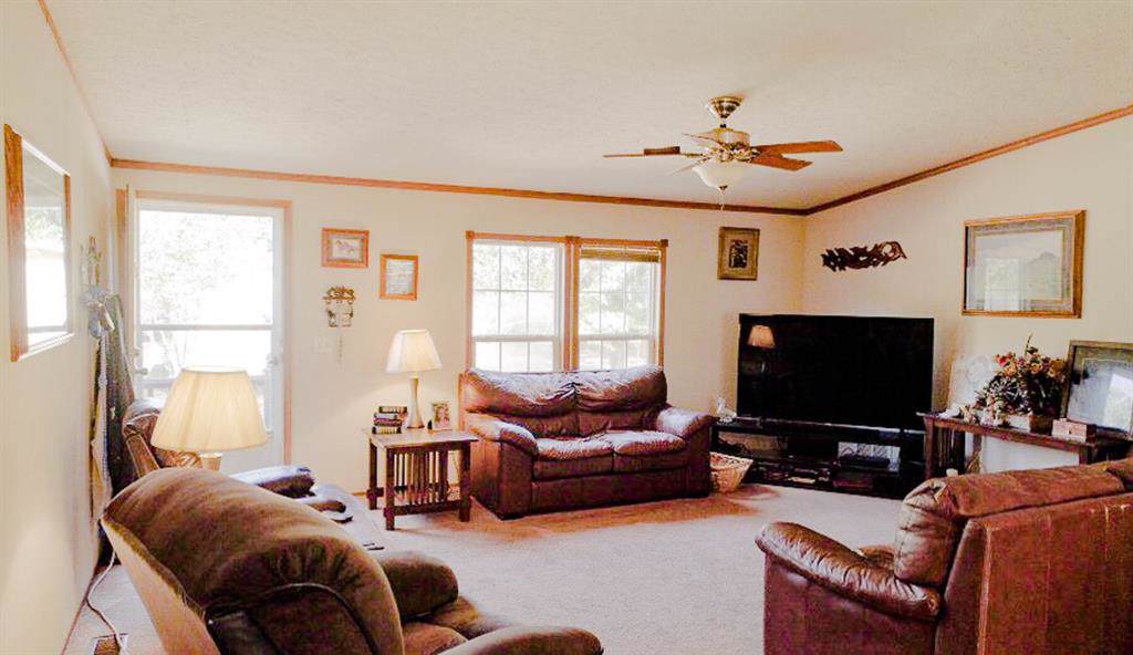 312 Hermitage Street - Photo 1