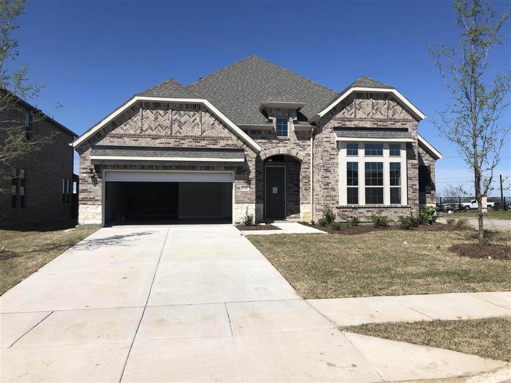 3010 Clearwater Drive - Photo 1
