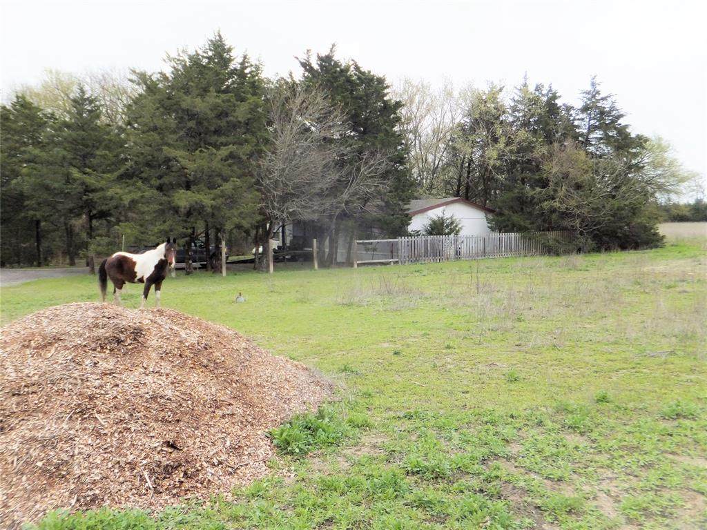 7271 County Road 424 - Photo 1
