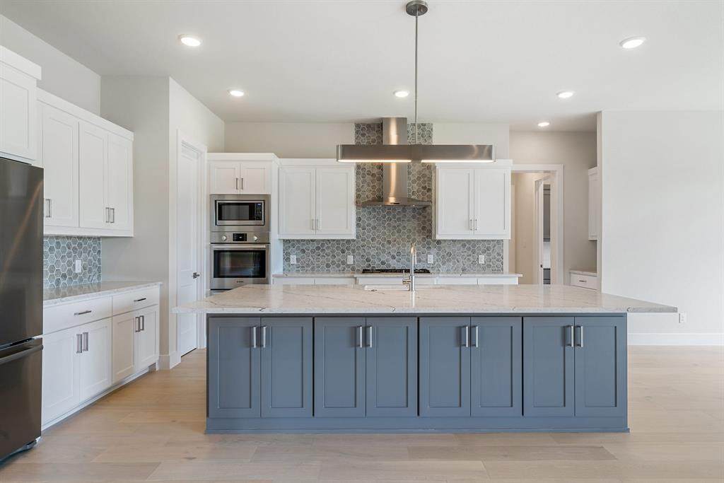 190 Dundee Court - Photo 1