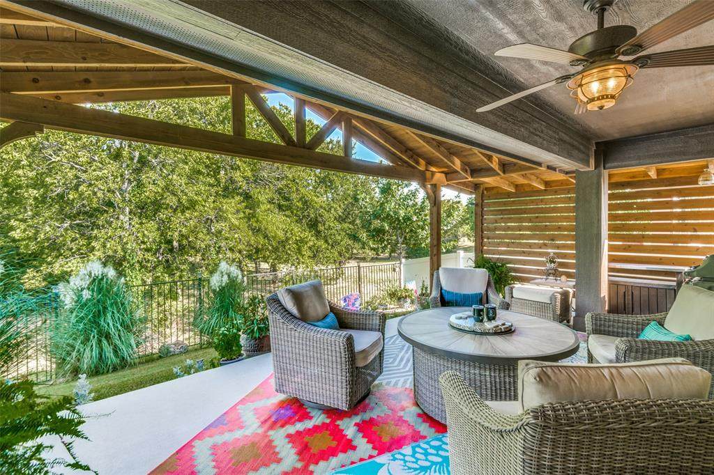 921 Dogwood Trail - Photo 1