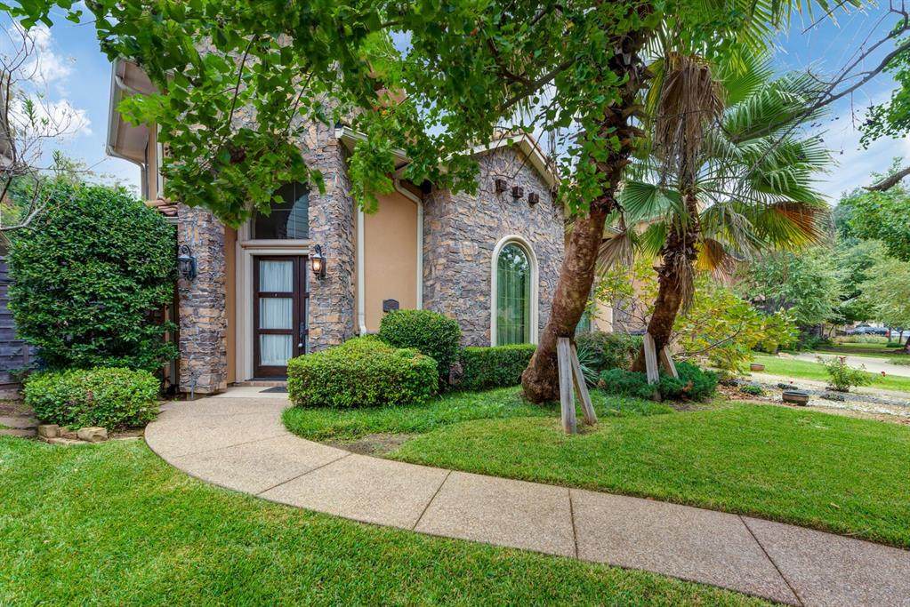 5613 Martel Avenue - Photo 1