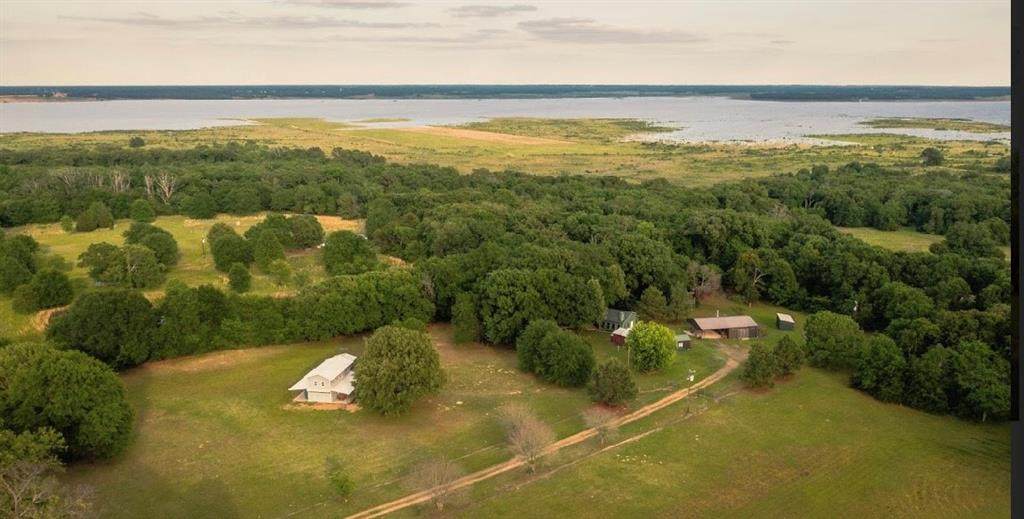 4329 County Road 2700 - Photo 1