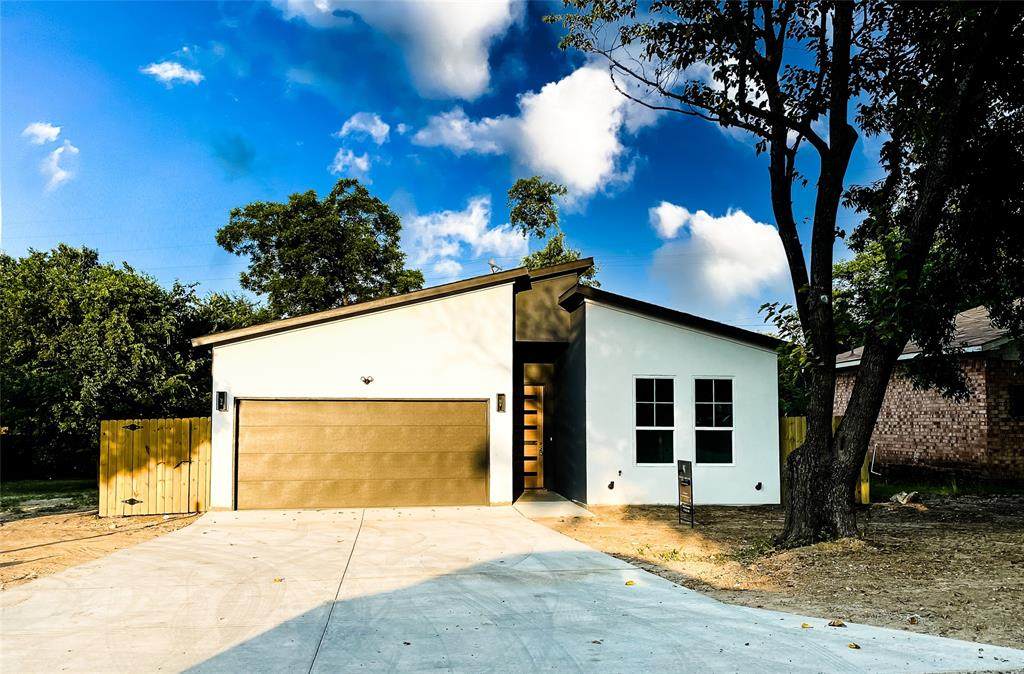 2622 Ewing Avenue - Photo 1