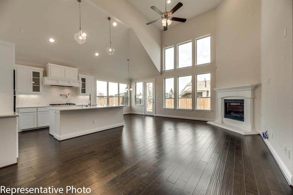5609 Snowberry - Photo 1