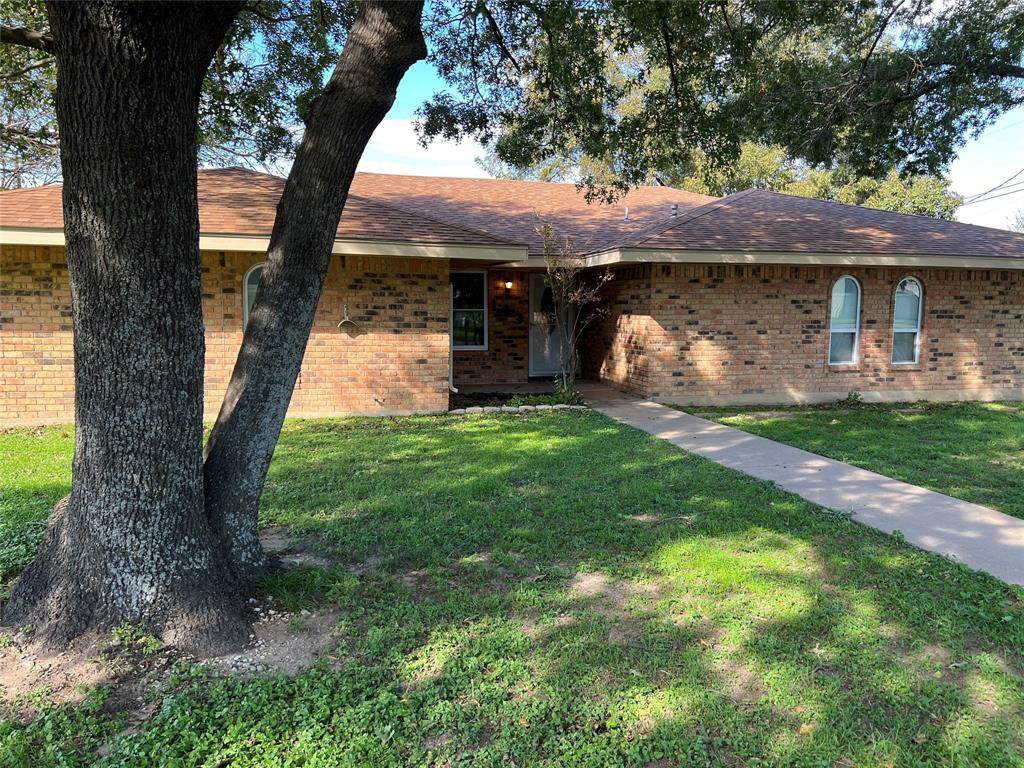 143 Shenandoah Drive - Photo 1
