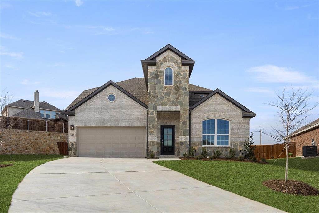 517 Hillcrest Circle - Photo 1