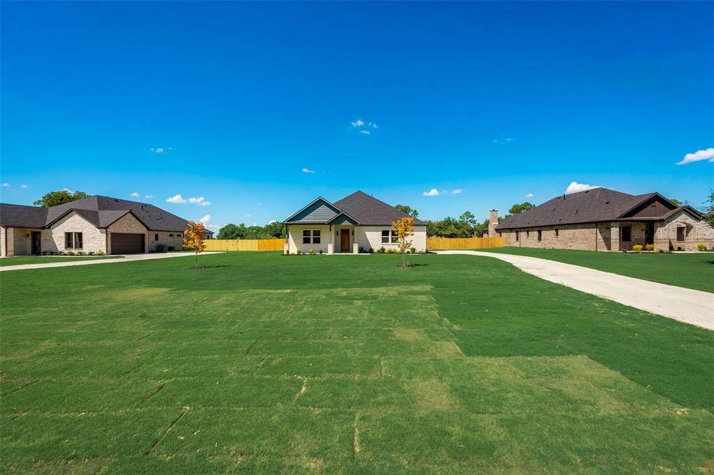 319 Lovers Lane - Photo 1