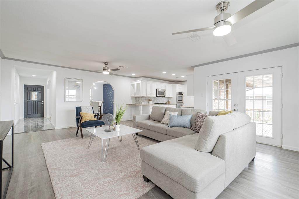 112 Terrace Drive - Photo 1