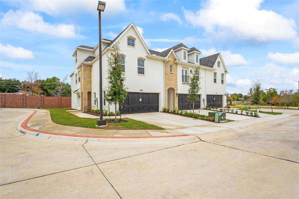 506 Ellis Street - Photo 1