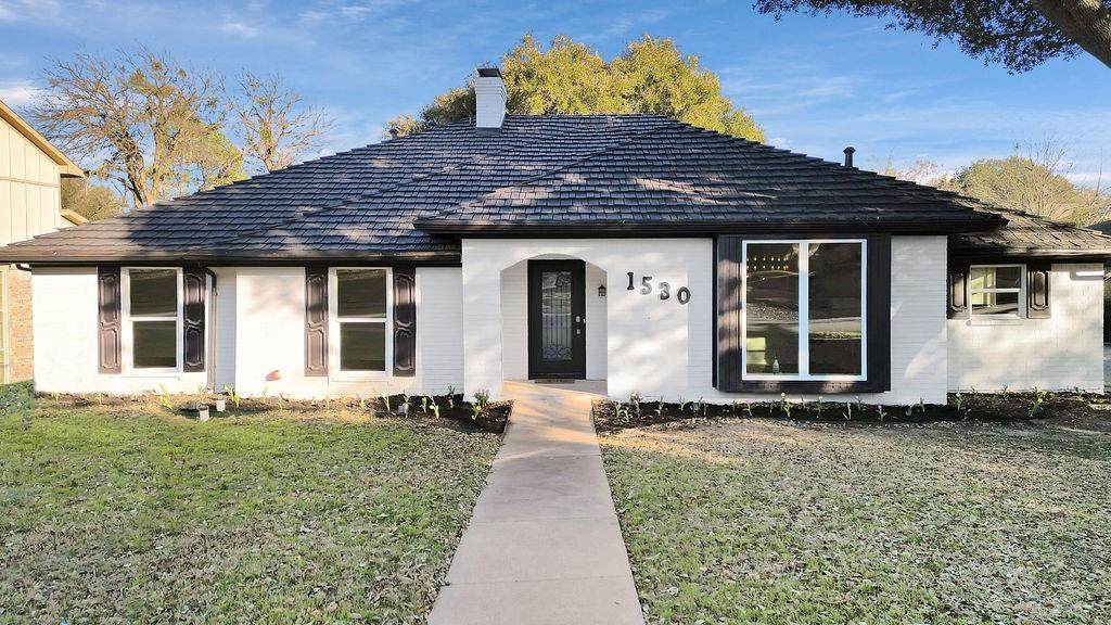 1530 Colonel Drive - Photo 1