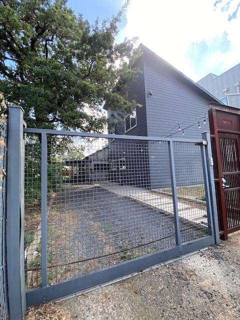 1811 Browder Street - Photo 1