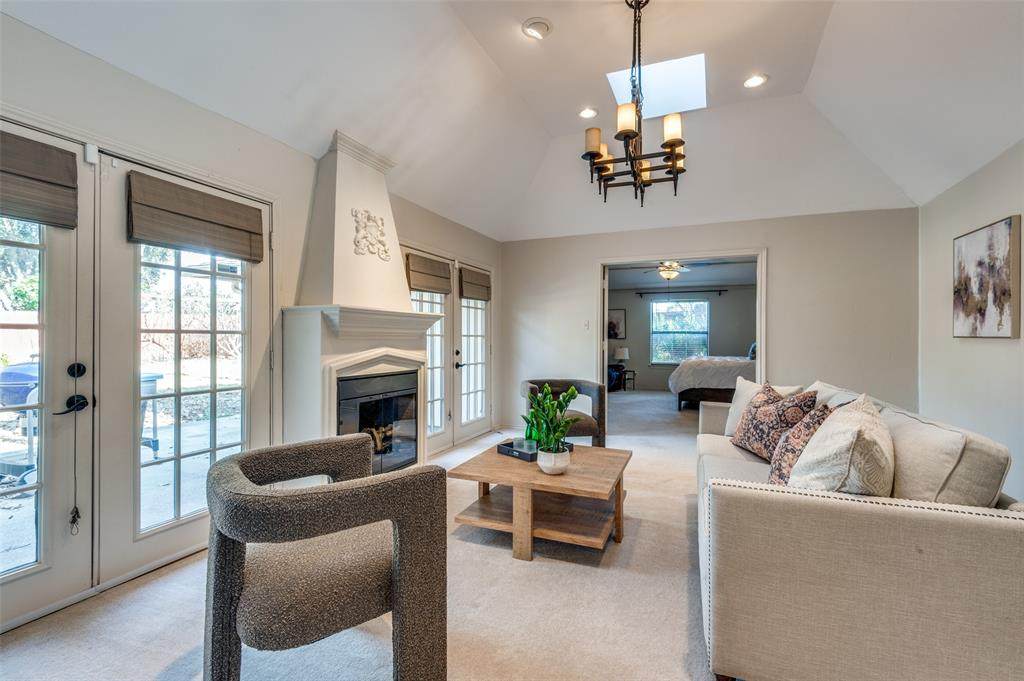 2701 Shadow Drive - Photo 1