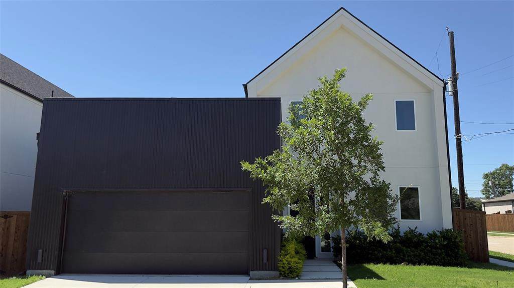 838 Mcbroom Street - Photo 1