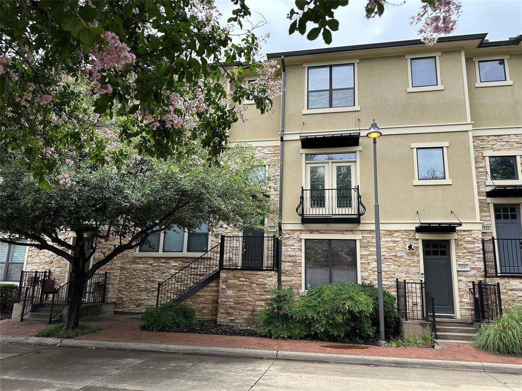 7233 Kasko Drive - Photo 1
