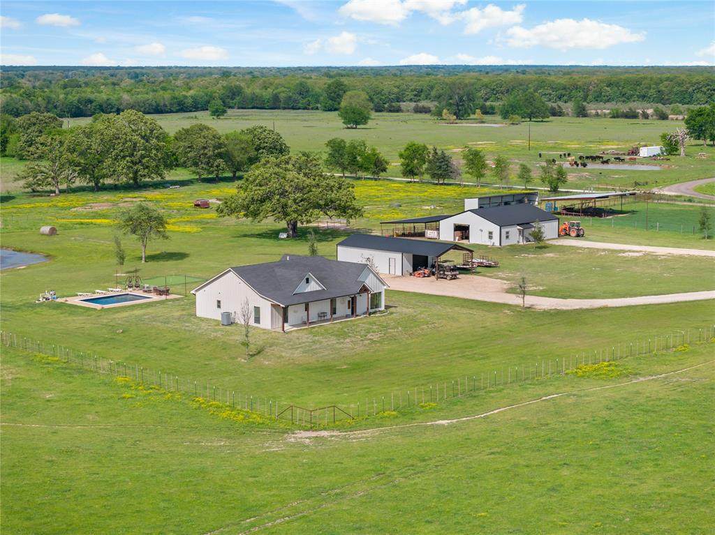 633 County Road 44550 - Photo 1