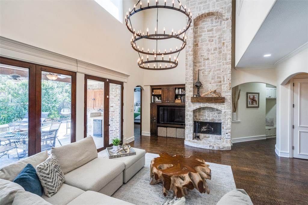 2890 Creekwood Lane - Photo 1