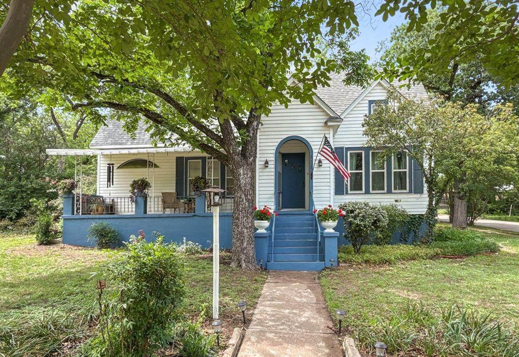 601 Bell Street - Photo 1