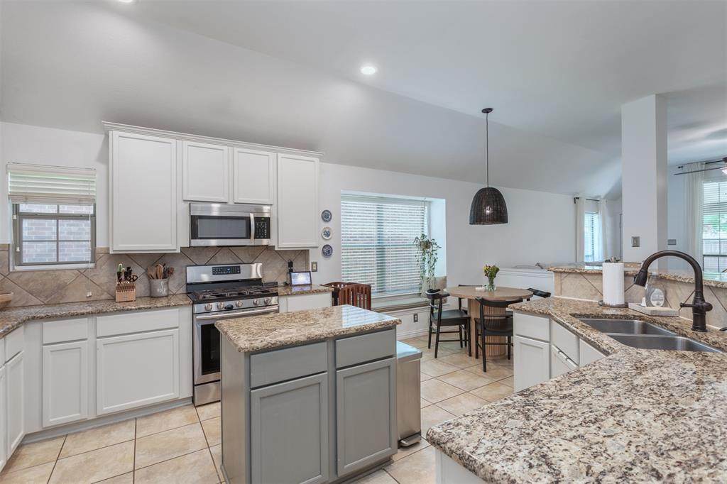2606 Katie Trail - Photo 1