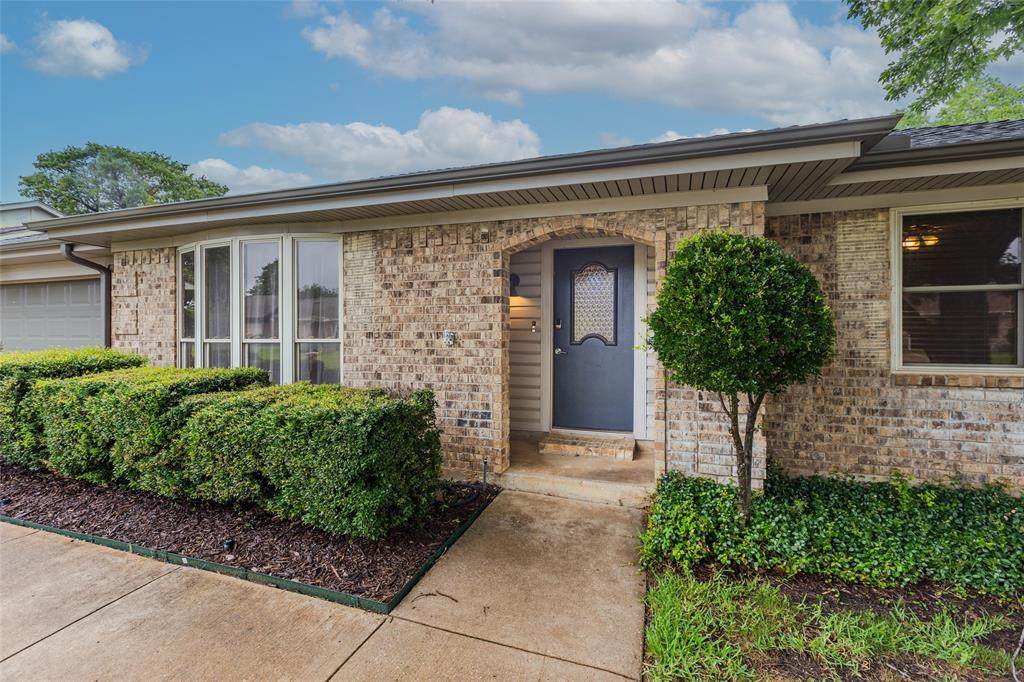 717 Huntwich Drive - Photo 1