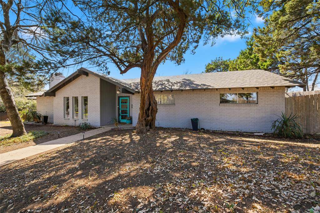 2724 Wooded Acres Drive - Photo 1