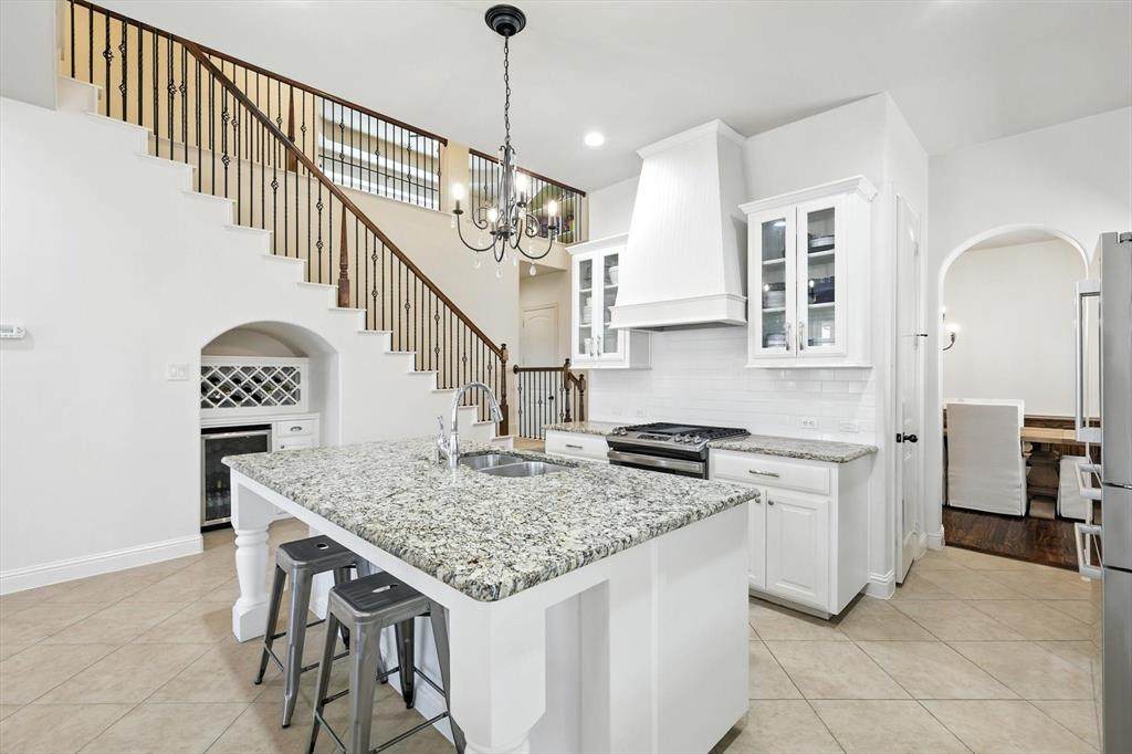 9108 Leland Drive - Photo 1