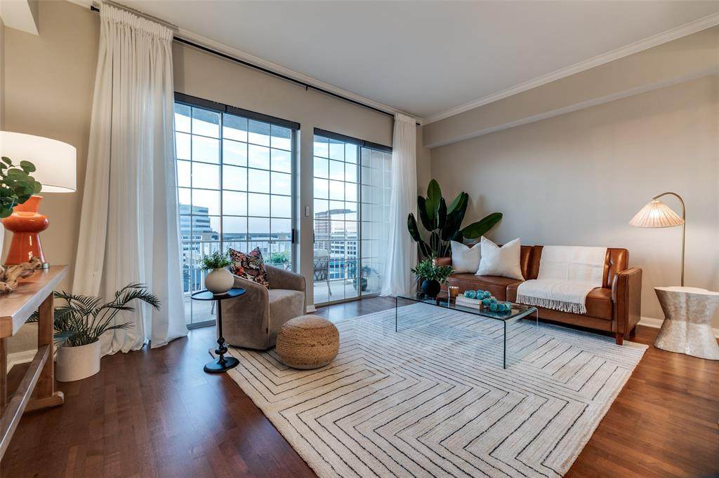 3225 Turtle Creek Boulevard - Photo 1